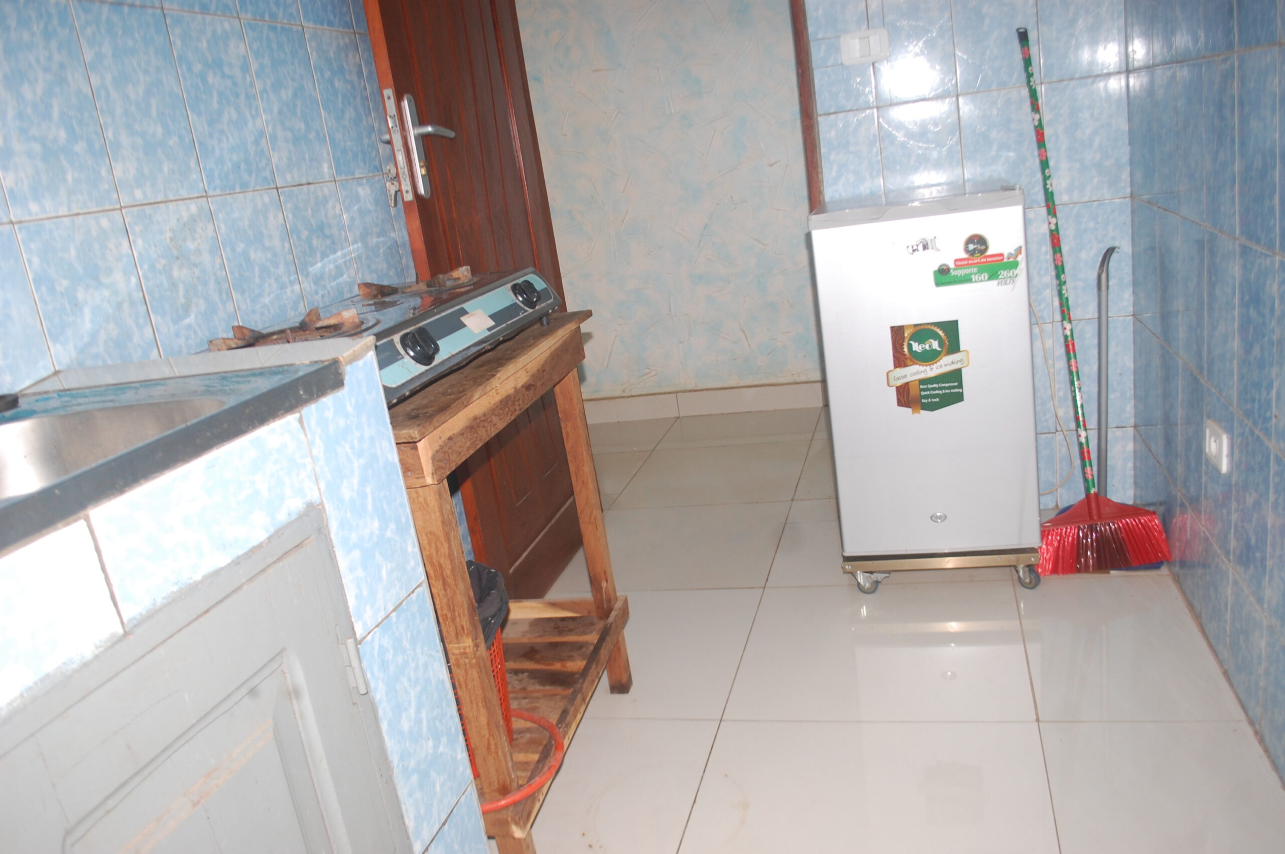 appartement-meublé-moins-cher-Air-bnb-porto-novo-hebergements-hintenor (3)